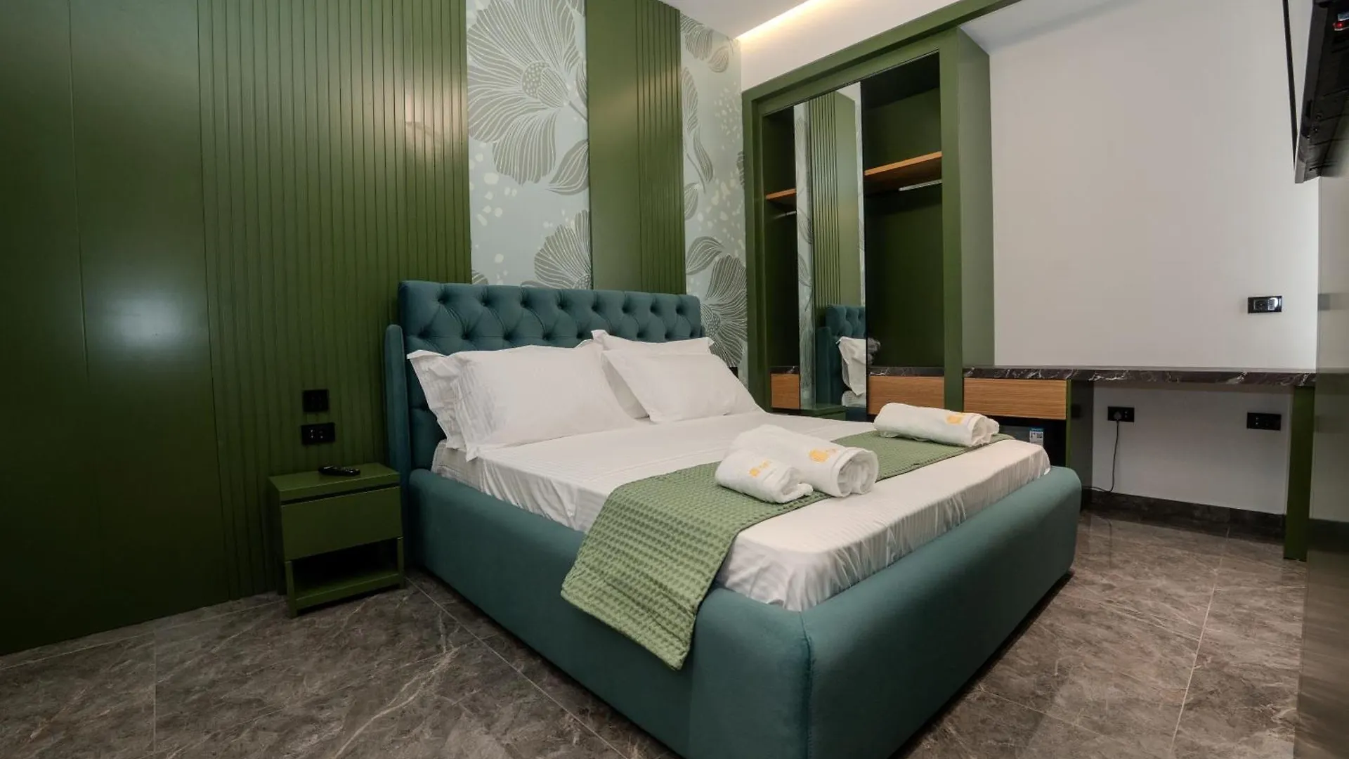 Sky Apartments Tirana Albanien